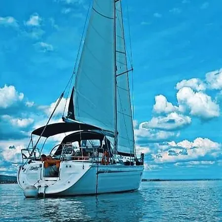 Appartement Ilk Residence 2 *